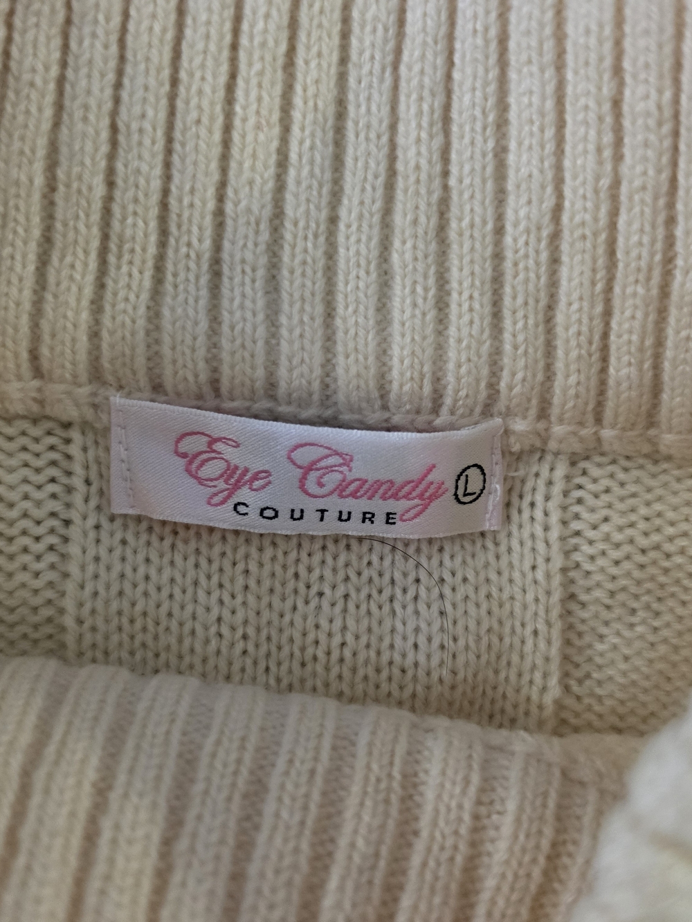 eye candy Cream Ribbed Knit Turtleneck Vest - Picture 2 of 3